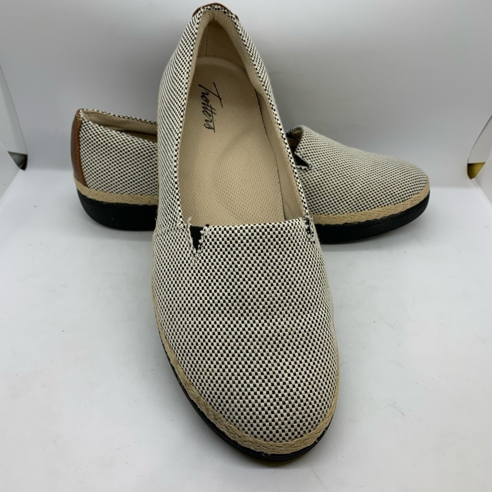 Trotters Womens Accent Slip On Checkerboard Pattern Size 8.5